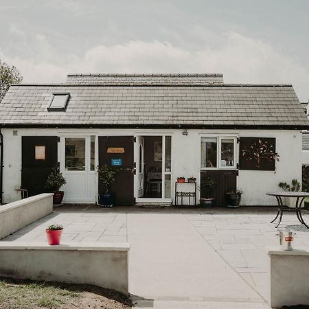 Ferienwohnung The Stables @ The Forge Cronk Y Voddy Saint Johns Exterior foto
