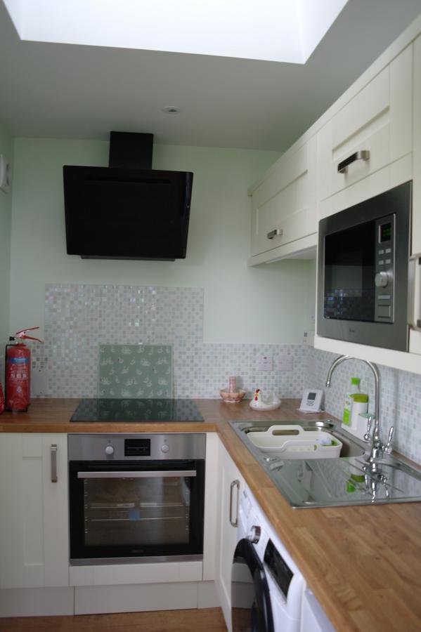 Ferienwohnung The Stables @ The Forge Cronk Y Voddy Saint Johns Exterior foto